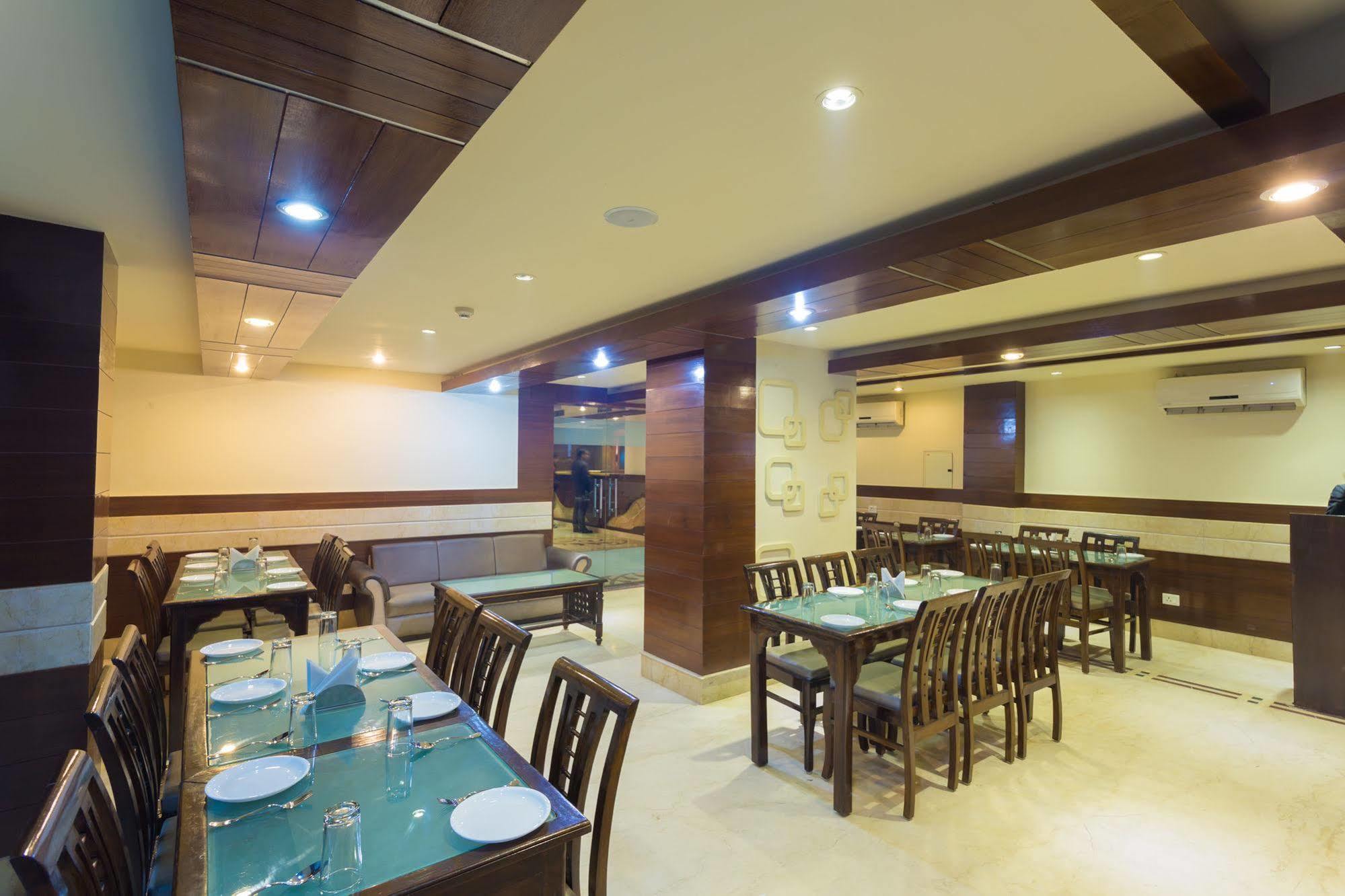 Katra Hotel Katra  Ngoại thất bức ảnh