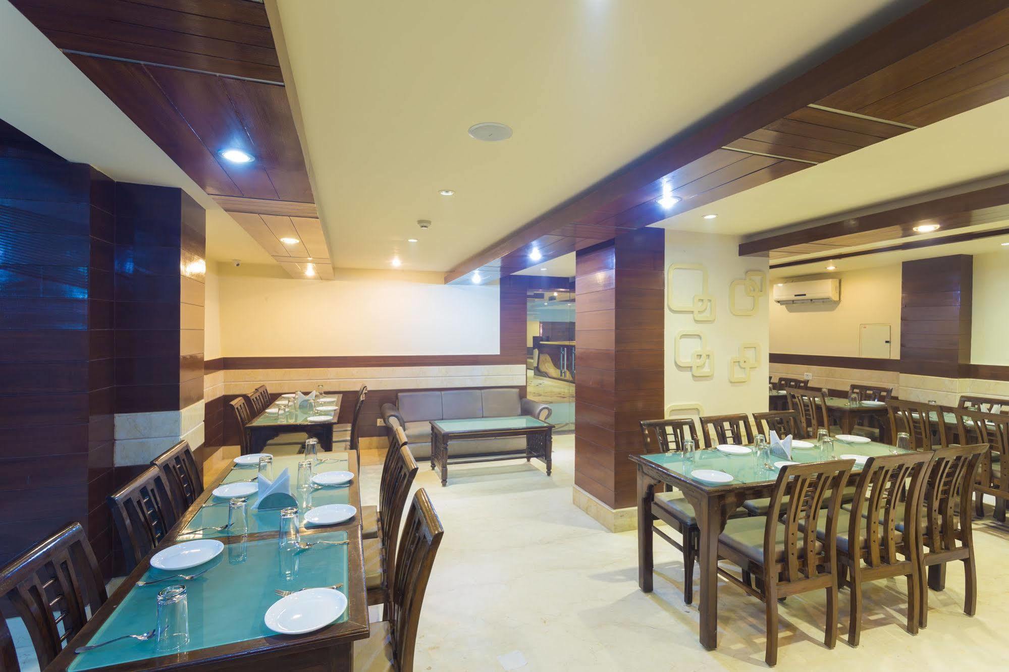 Katra Hotel Katra  Ngoại thất bức ảnh